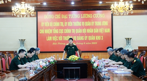 Đại tướng Lương Cường làm việc với Thường vụ Đảng ủy Quân khu 3